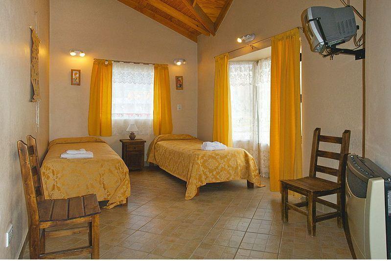 Hotel Cumbres Nevadas Ел Чалтен Екстериор снимка
